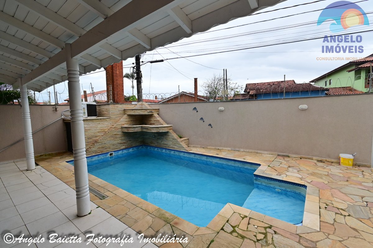 Casa no bairro Belmira Novaes
