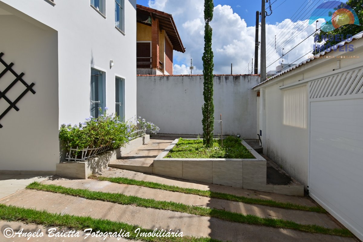 Casa no bairro Samburá