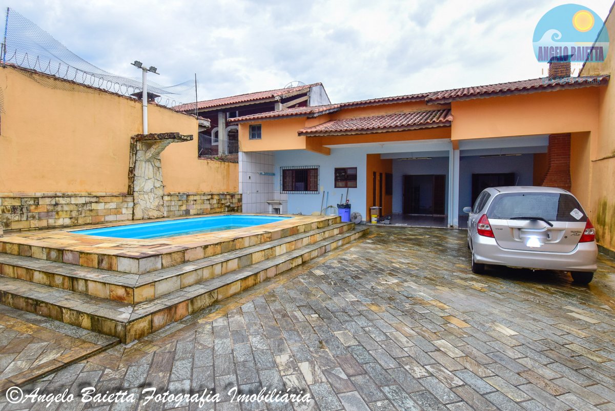 Casa no bairro Belmira Novaes