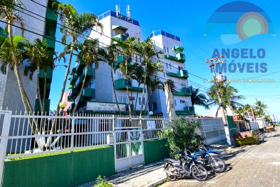 Apartamento lado praia á venda no bairro Belmira Novaes em Peruíbe