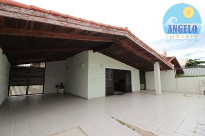 Casa terrea, 3 dormitórios, Stella Maris, á 200 metros da praia