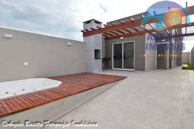 Casa á venda no bairro Flora Rica em Peruíbe