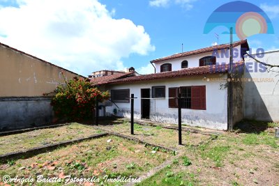 Casa a 500 metros da praia no bairro Oásis em Peruíbe